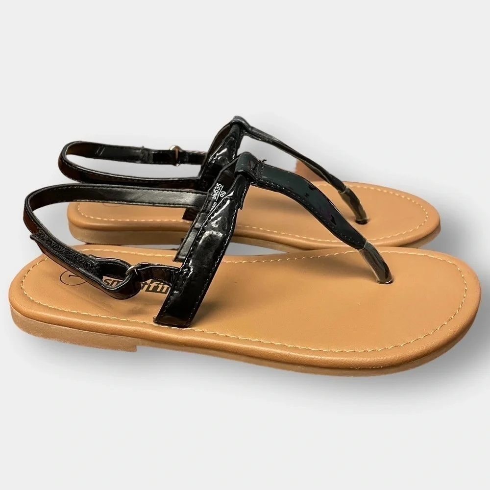 NEW Smart Fit T Strap Sandal Black Faux Patent Leather Girl's Size 1